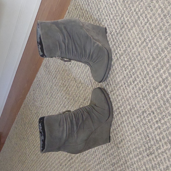 Enzo Angiolini wedge booties - Picture 2 of 11